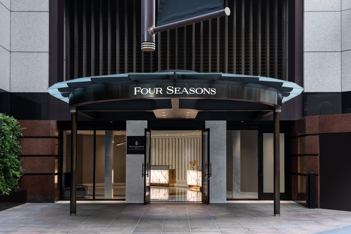 Four Seasons Hotel San Francisco at Embarcadero, dog-friendly hotel, photo 5