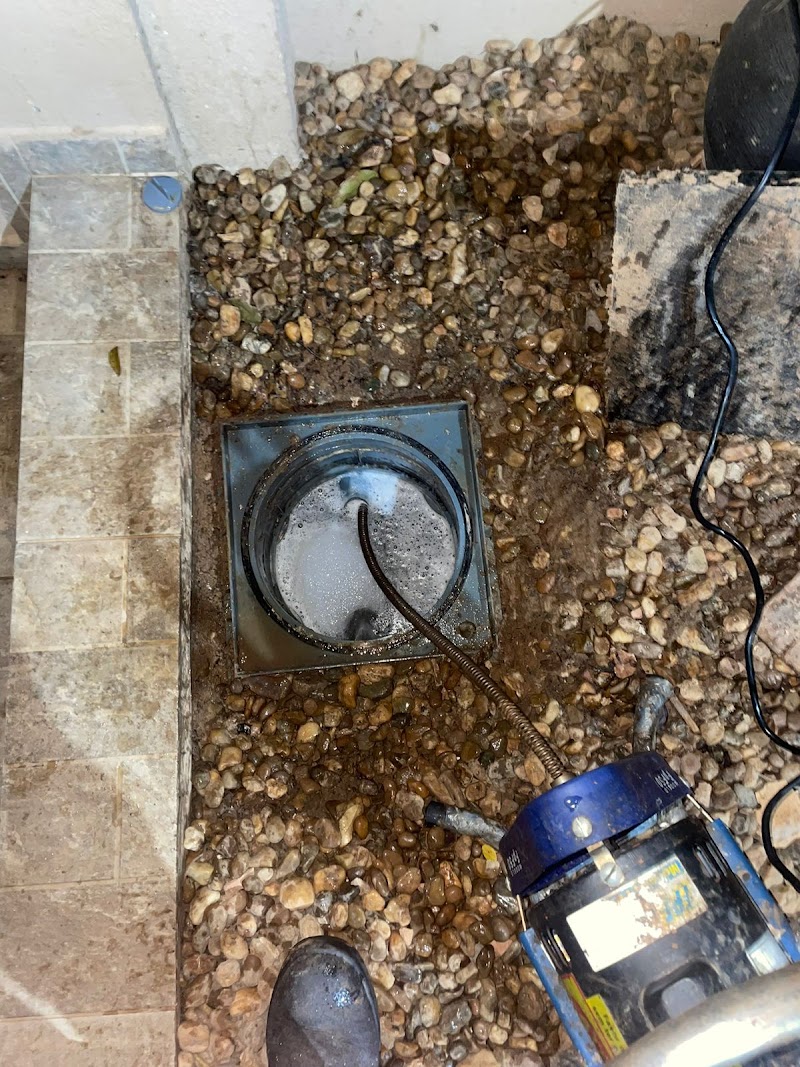 Foto de Desentupidora Cano Limpo Hidrossanitário