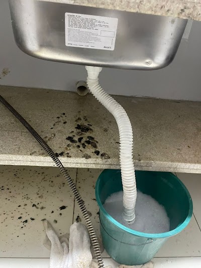 Foto de Desentupidora Cano Limpo Hidrossanitário