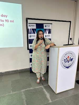 Dr. Suneet Kaur – Best Gynecologist in Rohini Delhi | Robotic & Laparoscopic Surgeon – Max Hospital - Image 3