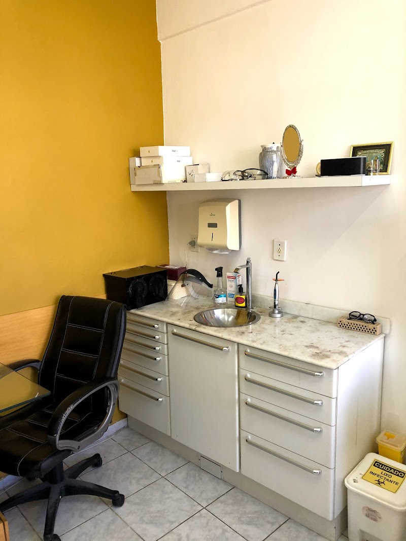 Dr. Franklin Salazar - Consultório Odontológico - foto 2