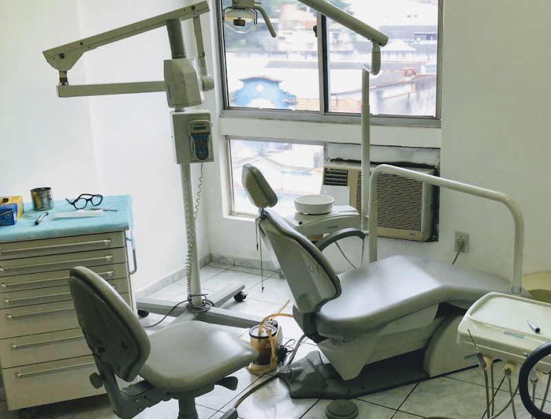 Dr. Franklin Salazar - Consultório Odontológico - foto 3