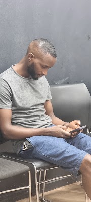 Okapi Barbershop photo 3