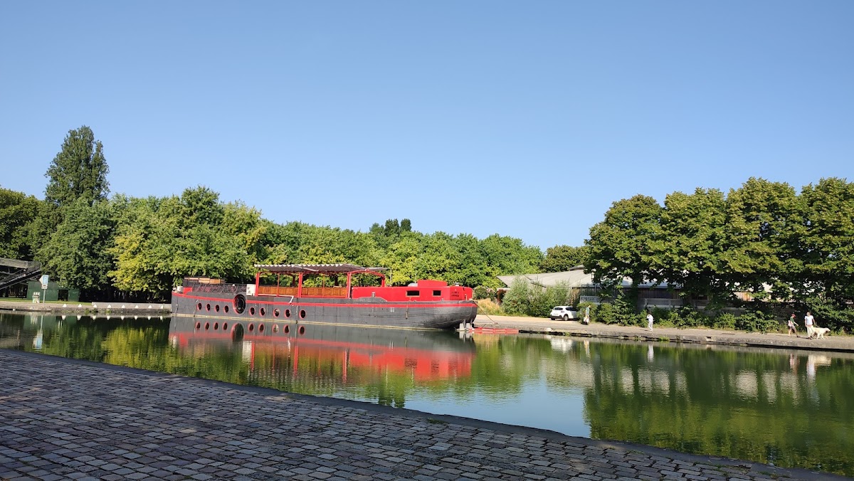 Babour Sauvage, vue extérieure