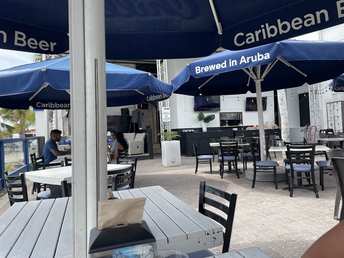 Reflexions Beach Bar & Restaurant Aruba in aruba