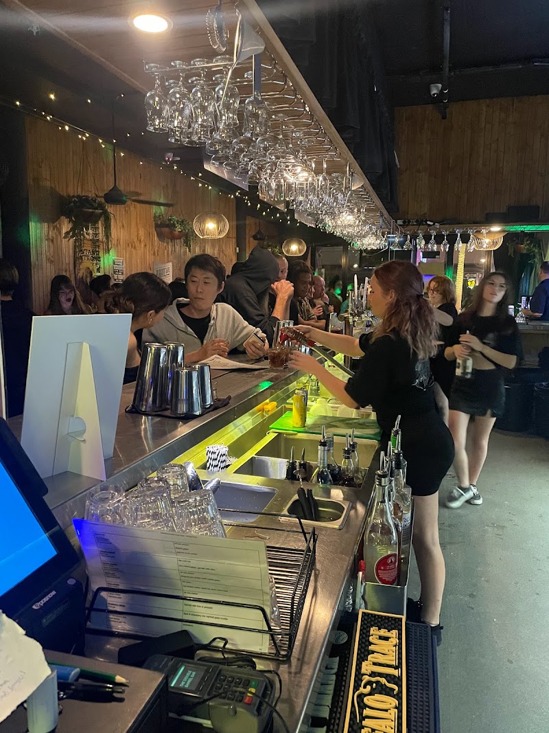 The Double Barrel Bar photo 5