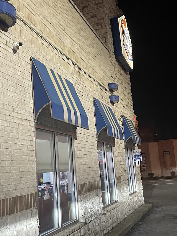WHITE CASTLE #7 exterior