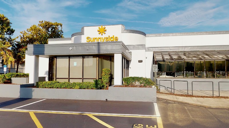 Video tour of Sunnyside Medical Cannabis Dispensary - Tampa retail environment