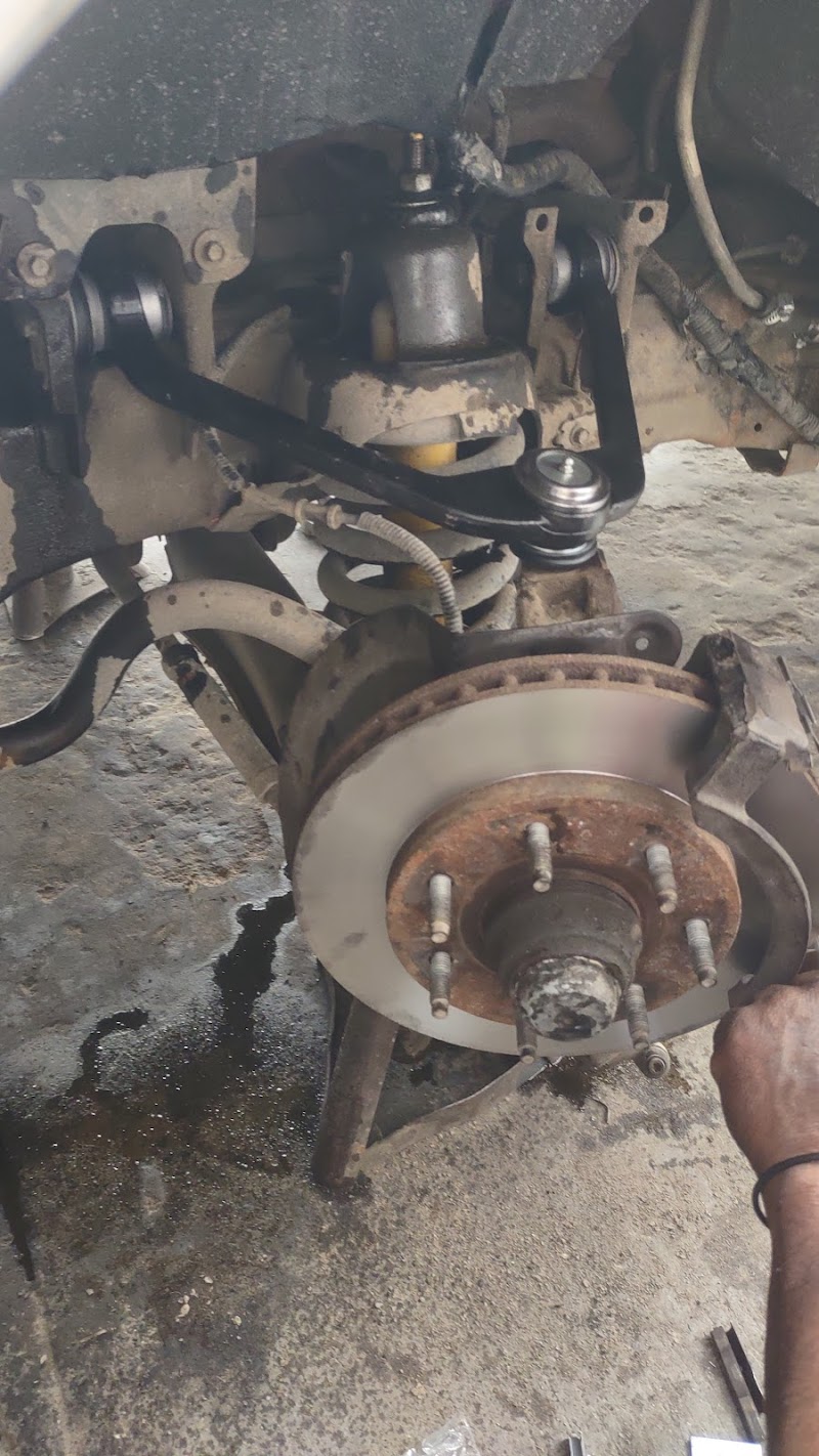 TALLER MECANICO EL CHICLES - 1