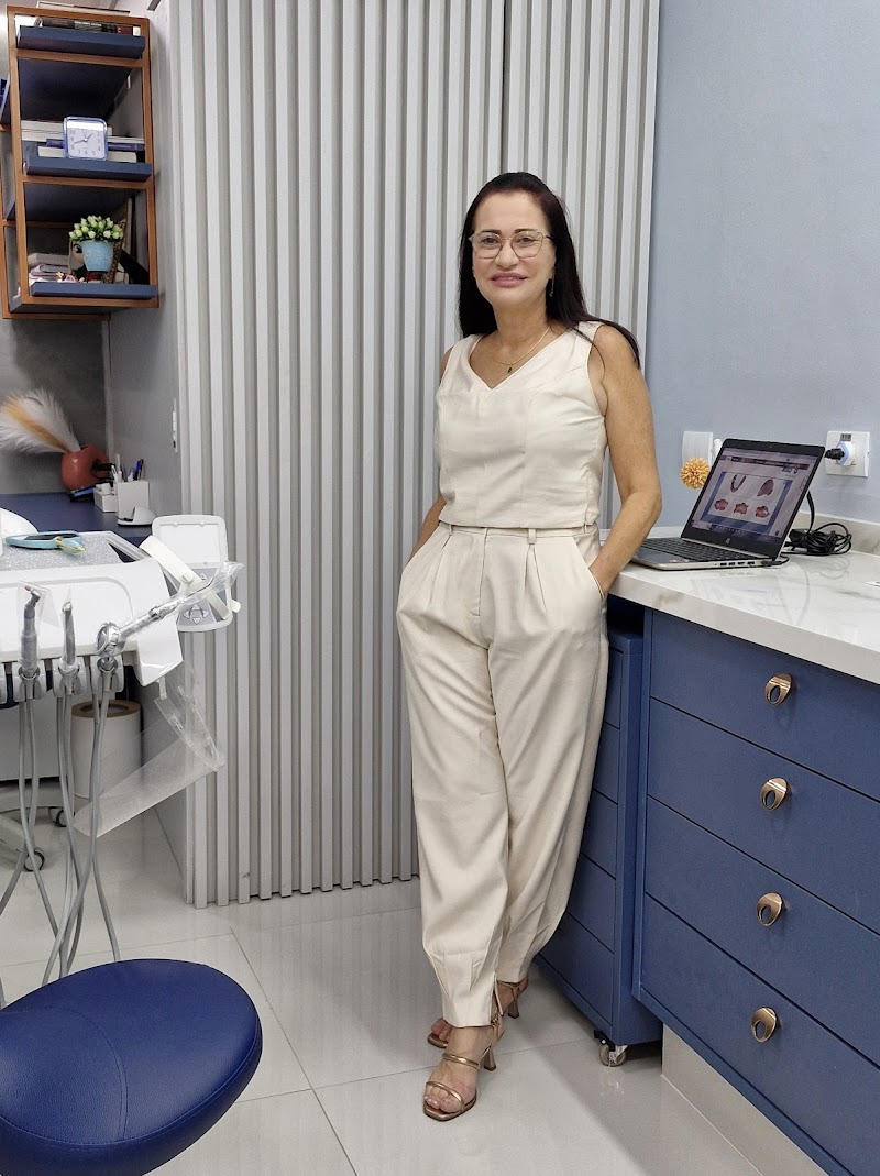 Dentista Dra. Ana Lúcia Domingues - foto 5