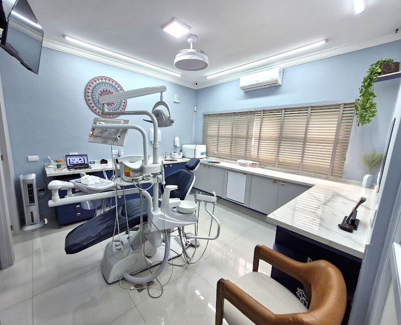 Dentista Dra. Ana Lúcia Domingues - foto 2