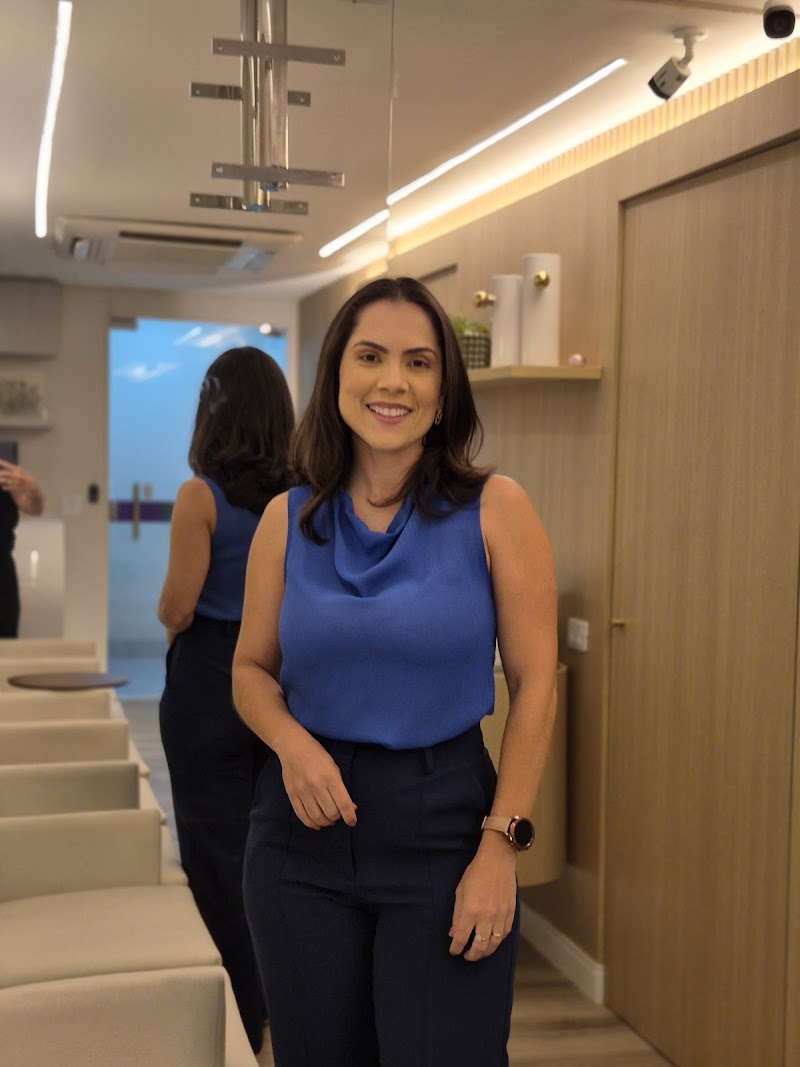 Dra Tathiana Góes - Ortodontia, clareamento, implantes - Recife - Boa Viagem - Pina - foto 4