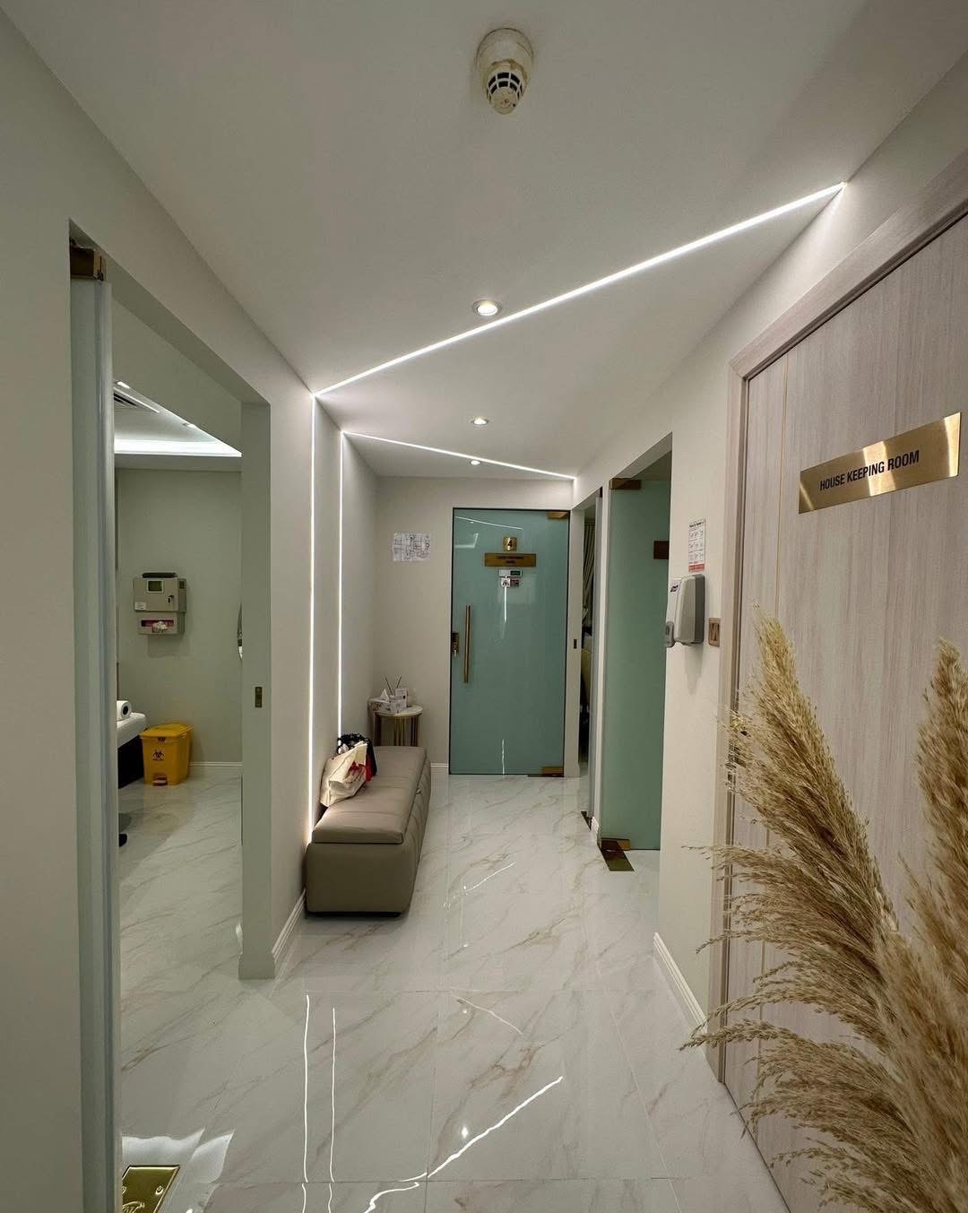 Glam Glow Aesthetic Clinic LLC 5