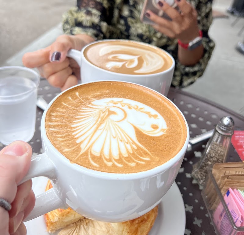 Urth Caffe Melrose photo 4