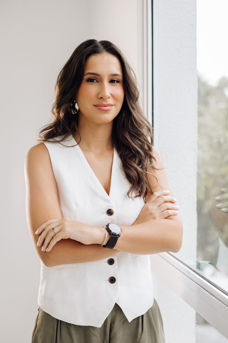 Foto de Dra. Mariana Brito Martire - Dermatologista