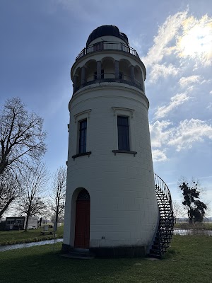 Sternwarte Remplin im Lenné-Park