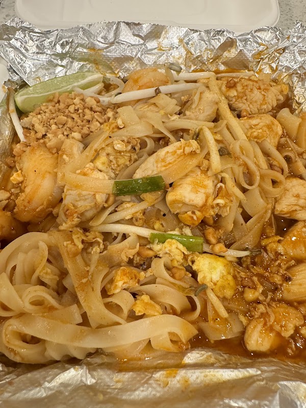 Pick Thai Restaurant Charleston photo 4