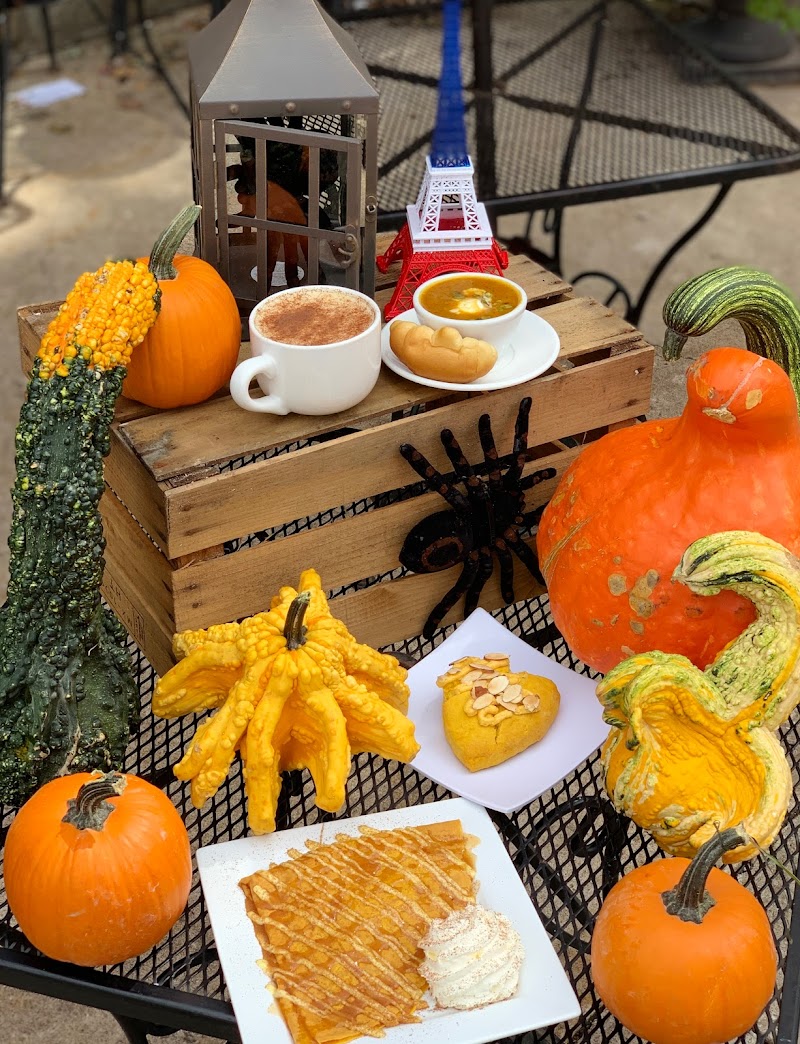 Chez Elle Crêperie and Coffee house photo 2