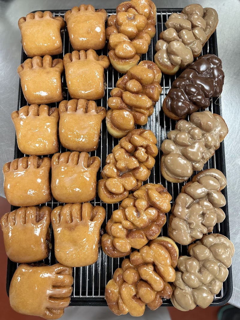 Bismarck Donuts Greenville photo 2