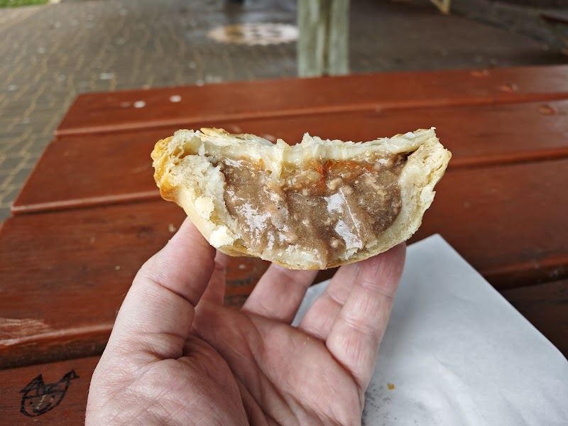 Reeves Hot Bread Bakery photo 2