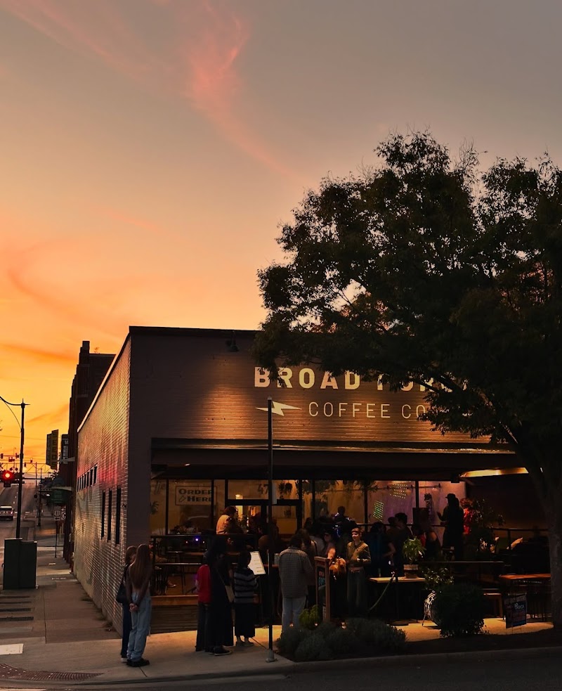 Broad Porch Coffee and Cafe photo 1