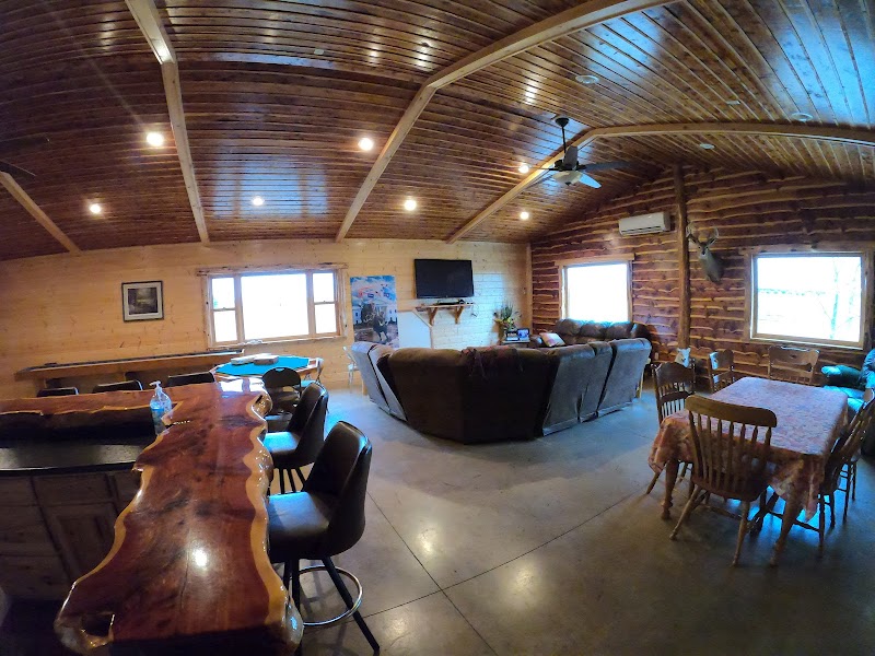 Biggins Hunting Service - Photo 1