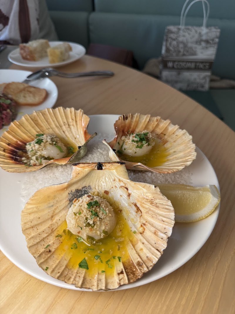 Black Hide Queen's Wharf photo 9