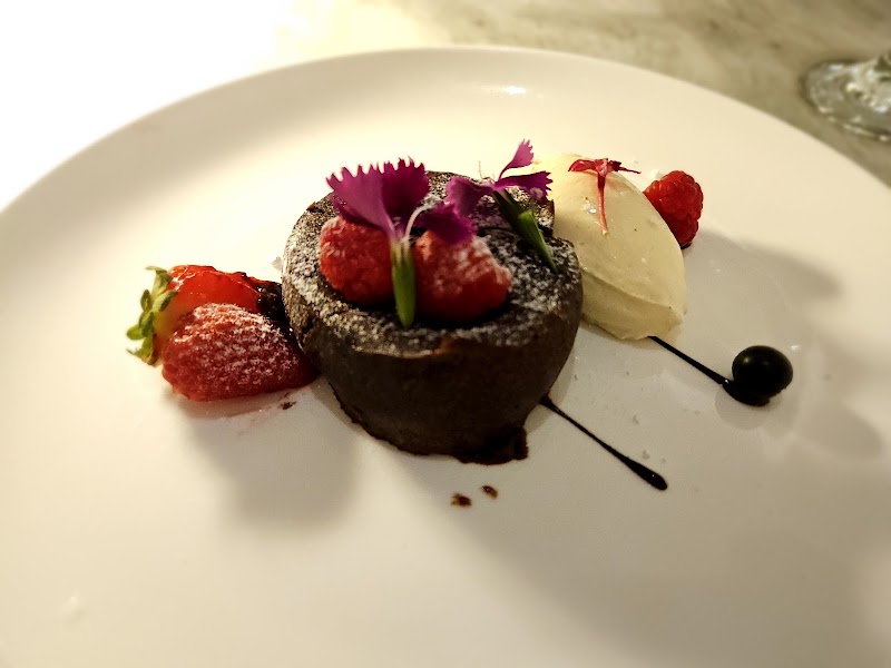 Black Hide Queen's Wharf photo 4