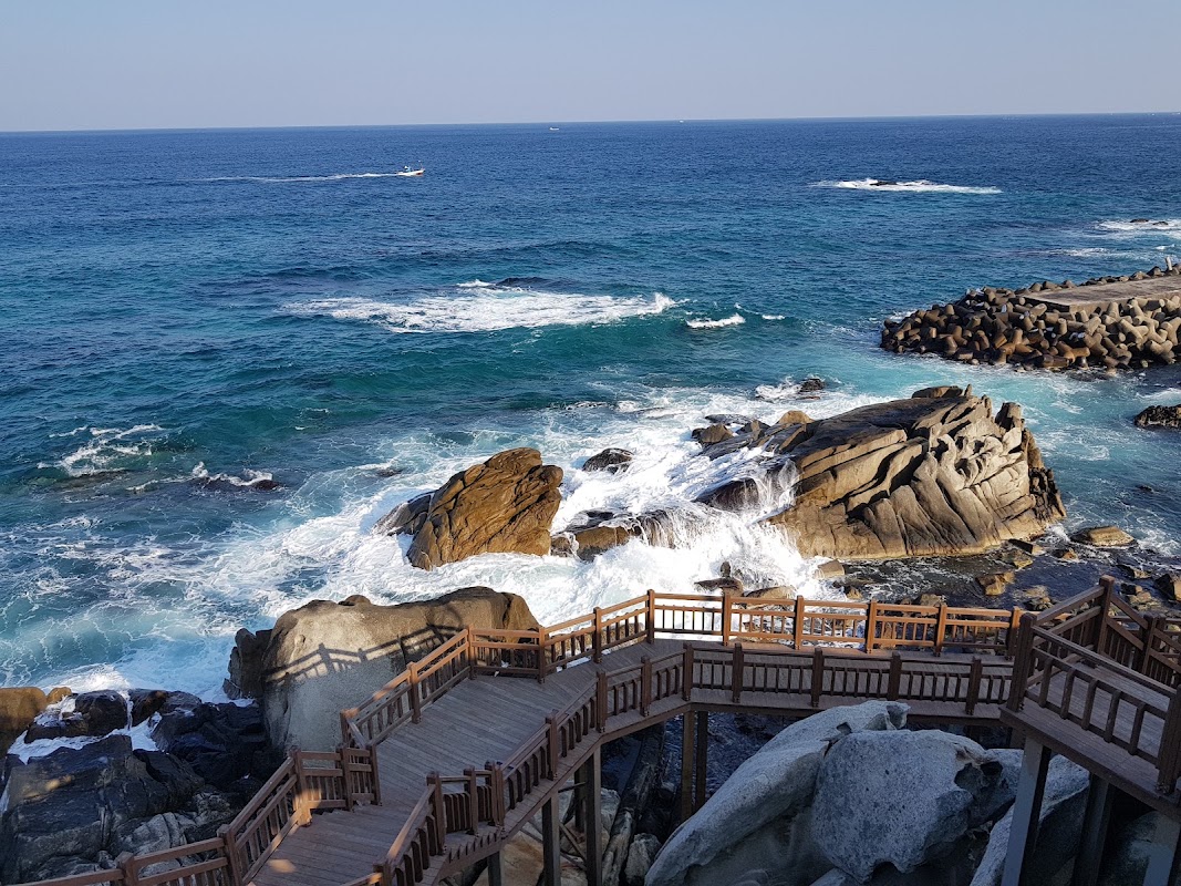 Sodoh Beach Adul Rock Park