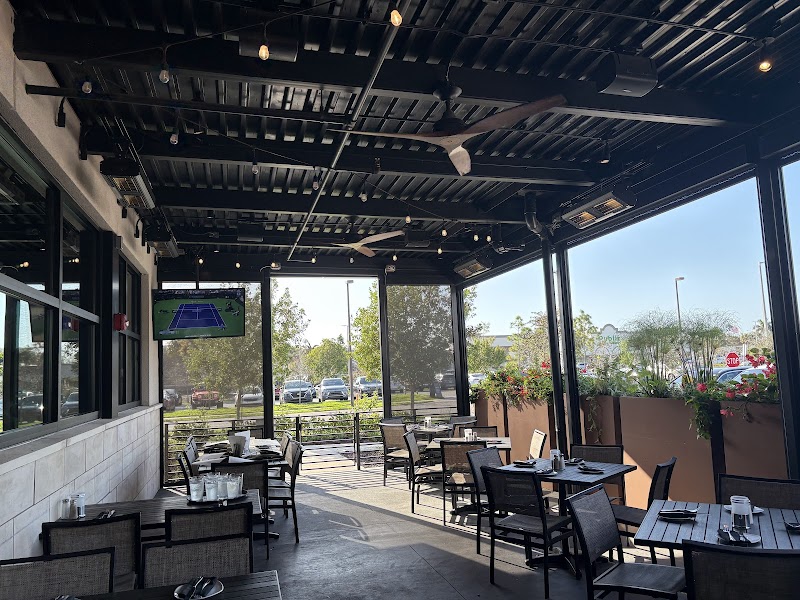 Cooper’s Hawk Winery & Restaurant