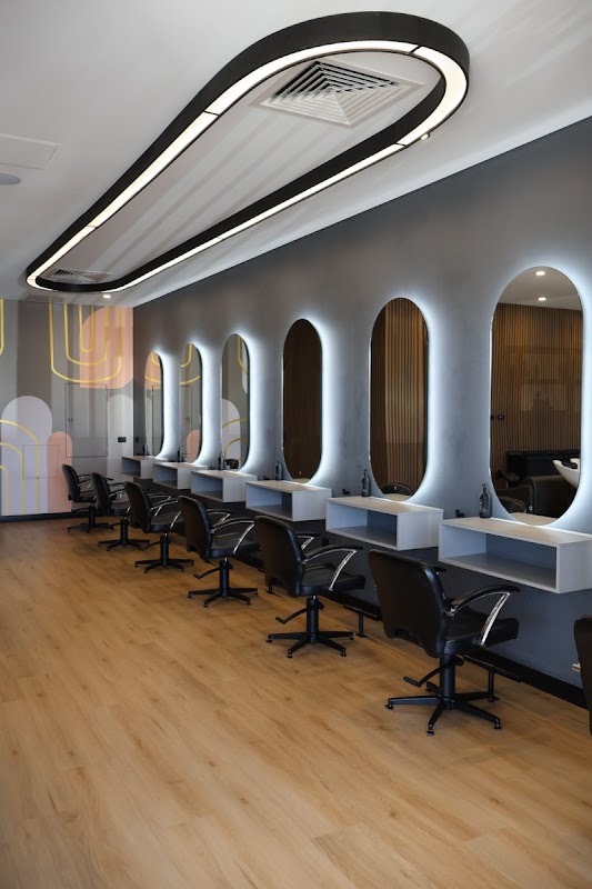 SAHB Hair Studio photo 1