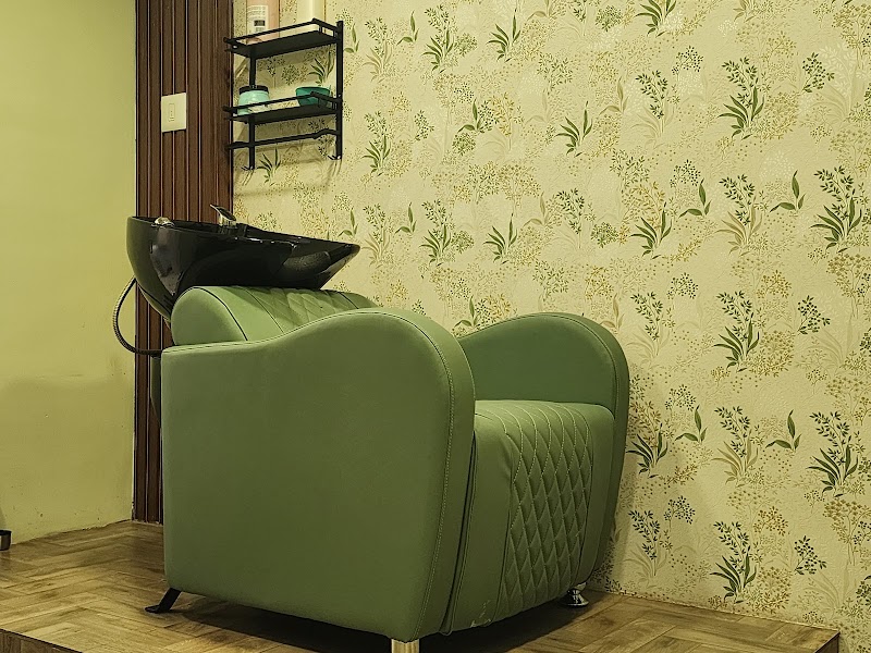 AesthetiX - A Salon of Elegance (Wemon Exclusive)