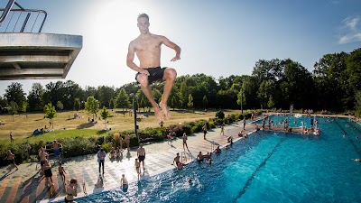 Dresdner Bäder GmbH