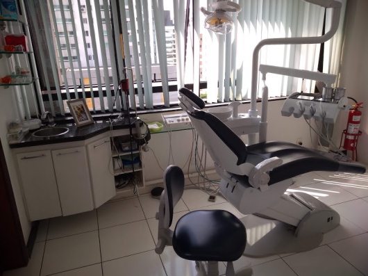 Dr. Regis Ribas Chaves, Dentista - foto 1