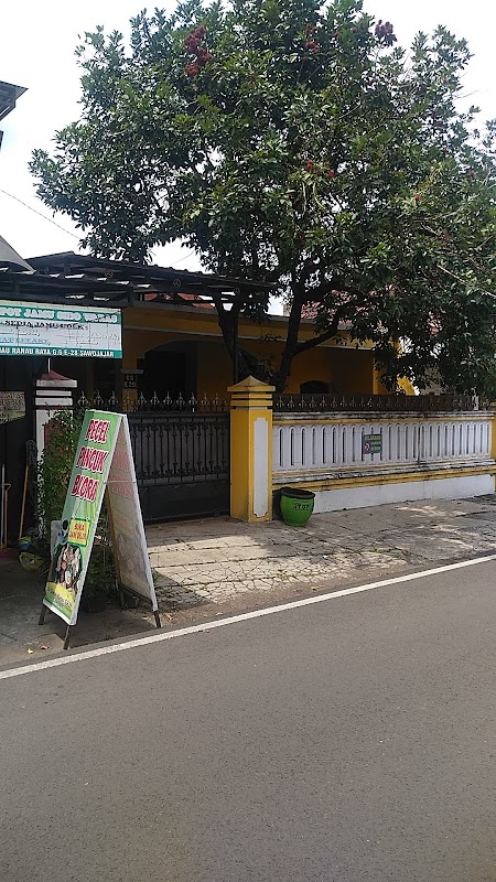 Kost Putri Mawar Jingga