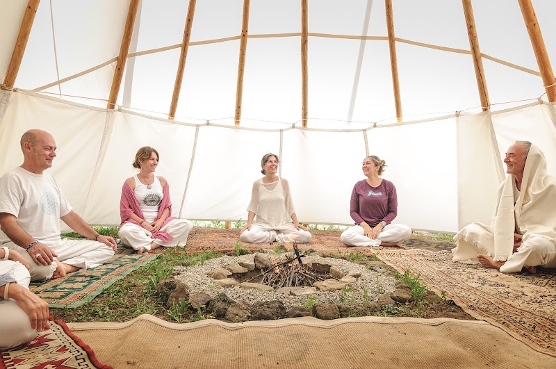 Escuela Mi Retiro de Yoga