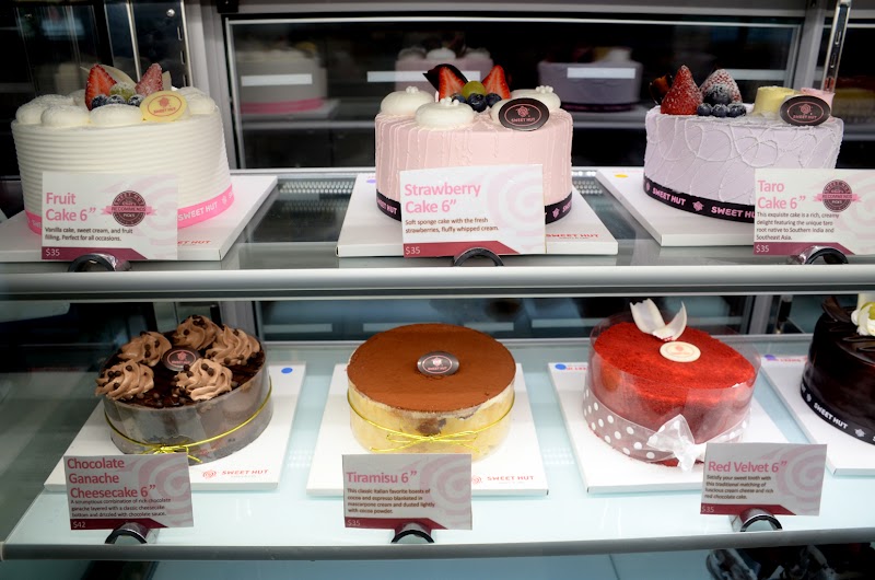 Sweet Hut Bakery & Cafe photo 3