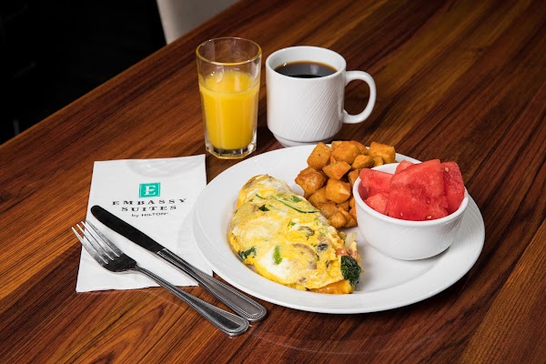 Photo by Embassy Suites by Hilton Louisville East