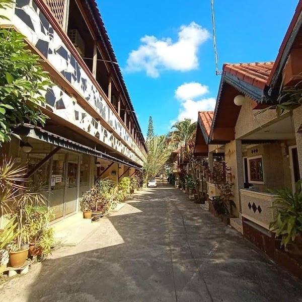 Teratai Putih Restaurant and Resort