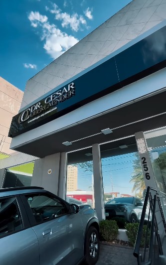 Dr. Gustavo Implantes | Implantes Dentários em Uberlândia - foto 1