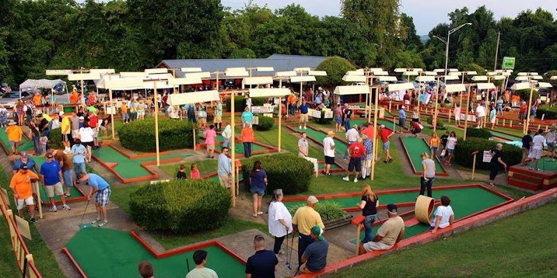 Putt-Putt Fun Center banner