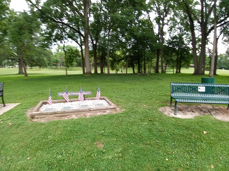 Ella Sharp Park Disc Golf Parking photo 4