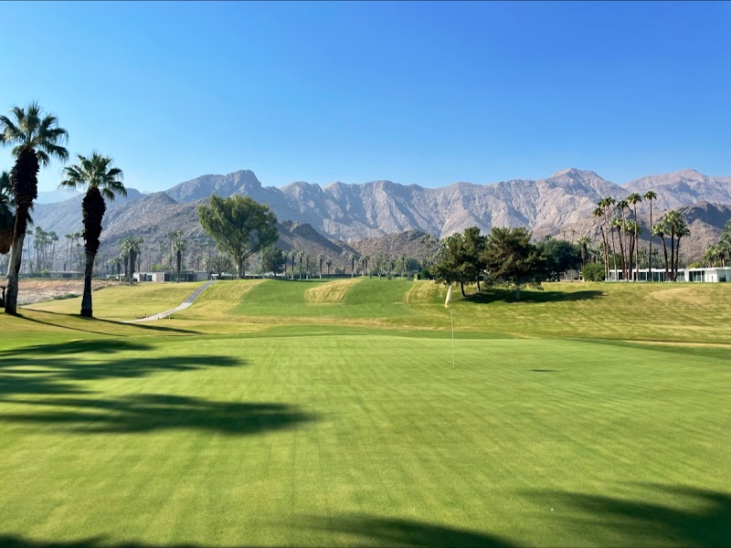 Thunderbird Country Club