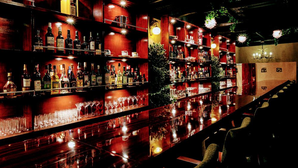 Bar Composition fotoğraf 1
