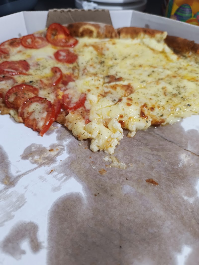 Foto de Dina Pizza - Água verde