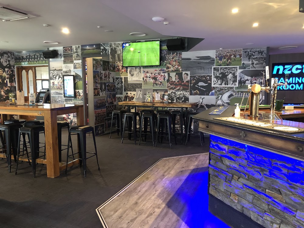 The Fitz 2 Sports Bar
