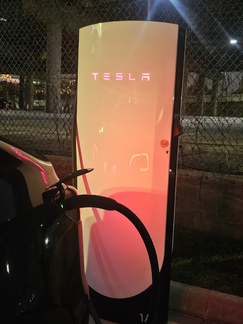 Tesla Supercharger - EV Charging in Houston