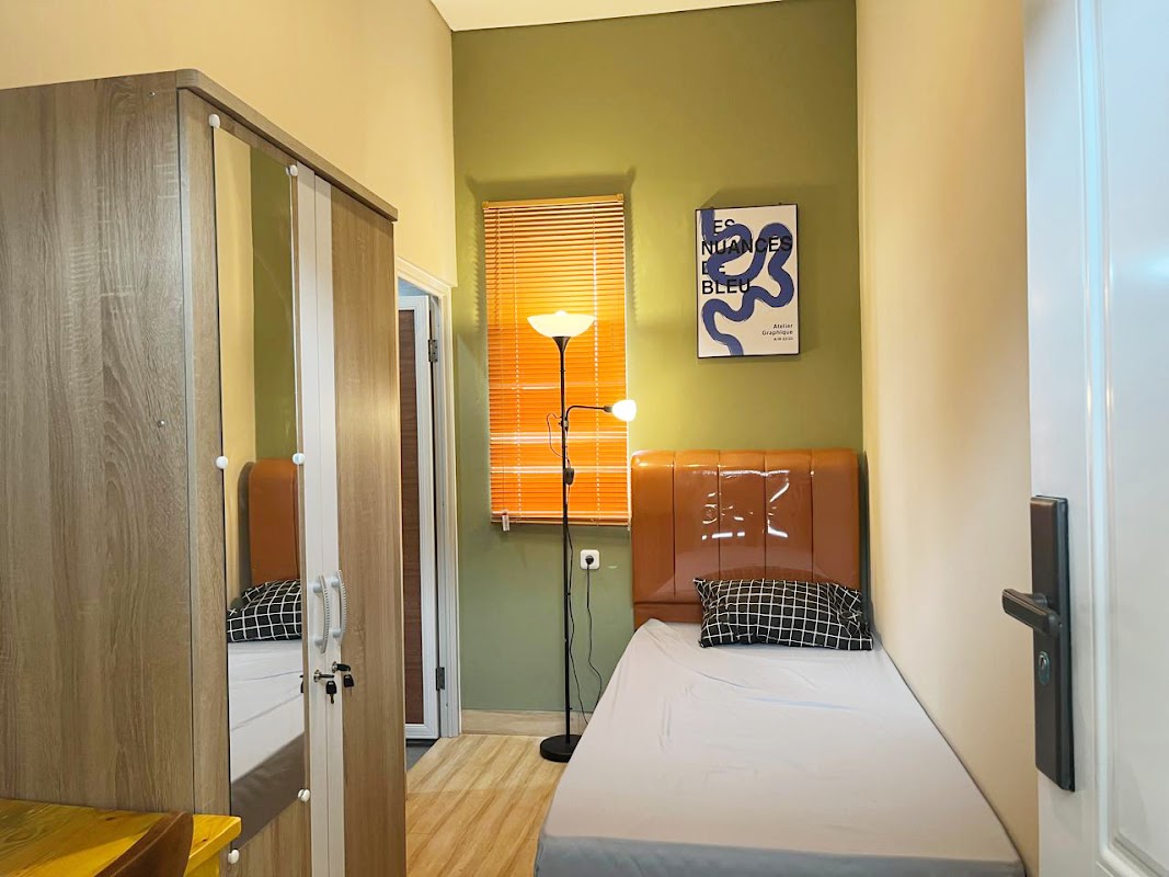Sleek Space Kost BSD