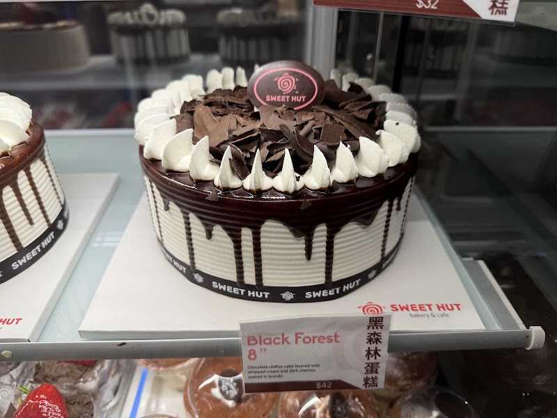 Sweet Hut Bakery & Cafe photo 3