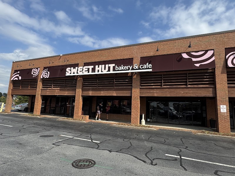 Sweet Hut Bakery & Cafe photo 4